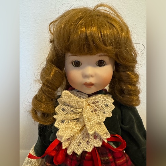 Vintage Showcase Fine Porcelain SFP Christmas Holiday  Dress Baby Doll Polyester